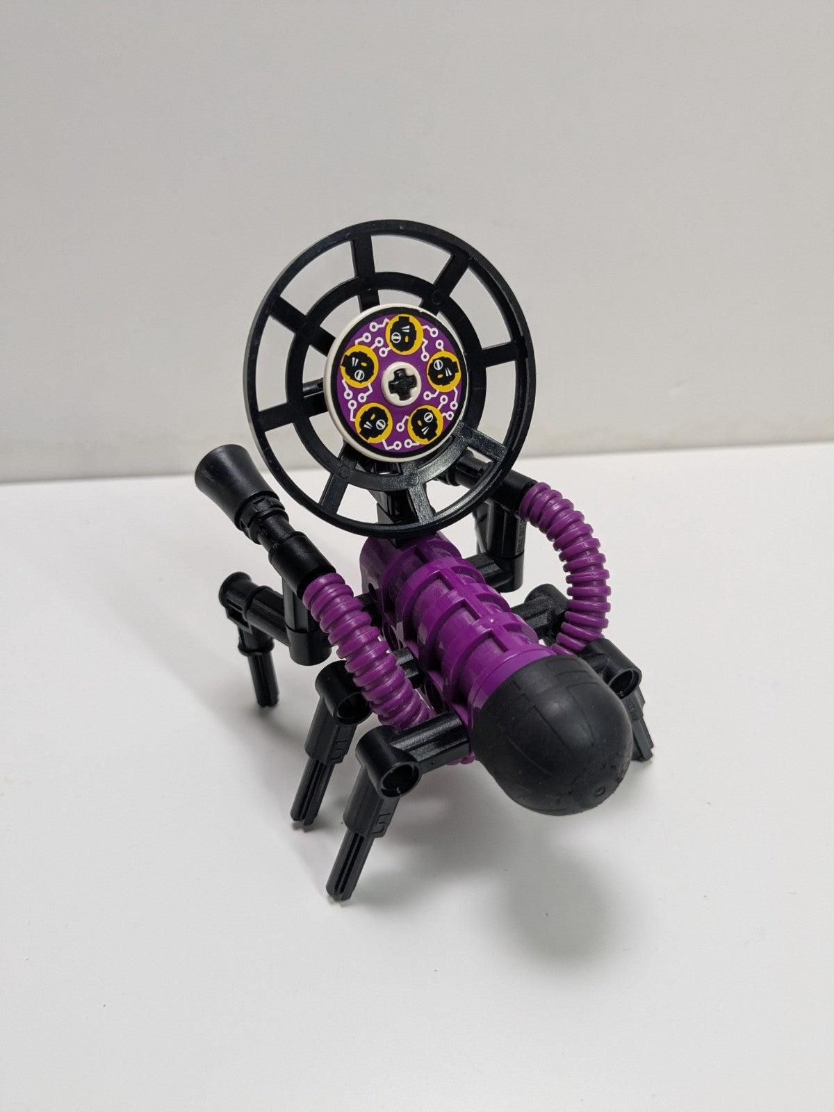 LEGO Technic: Blue Thunder vs. The Stinger (8233) - Complete