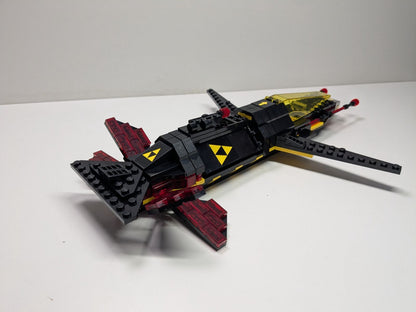 LEGO Promotional: Blacktron Cruiser (40580) - Complete - close-up