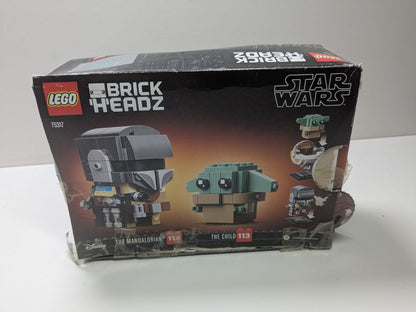 LEGO Brickheadz: The Mandalorian & The Child (75317) - Complete