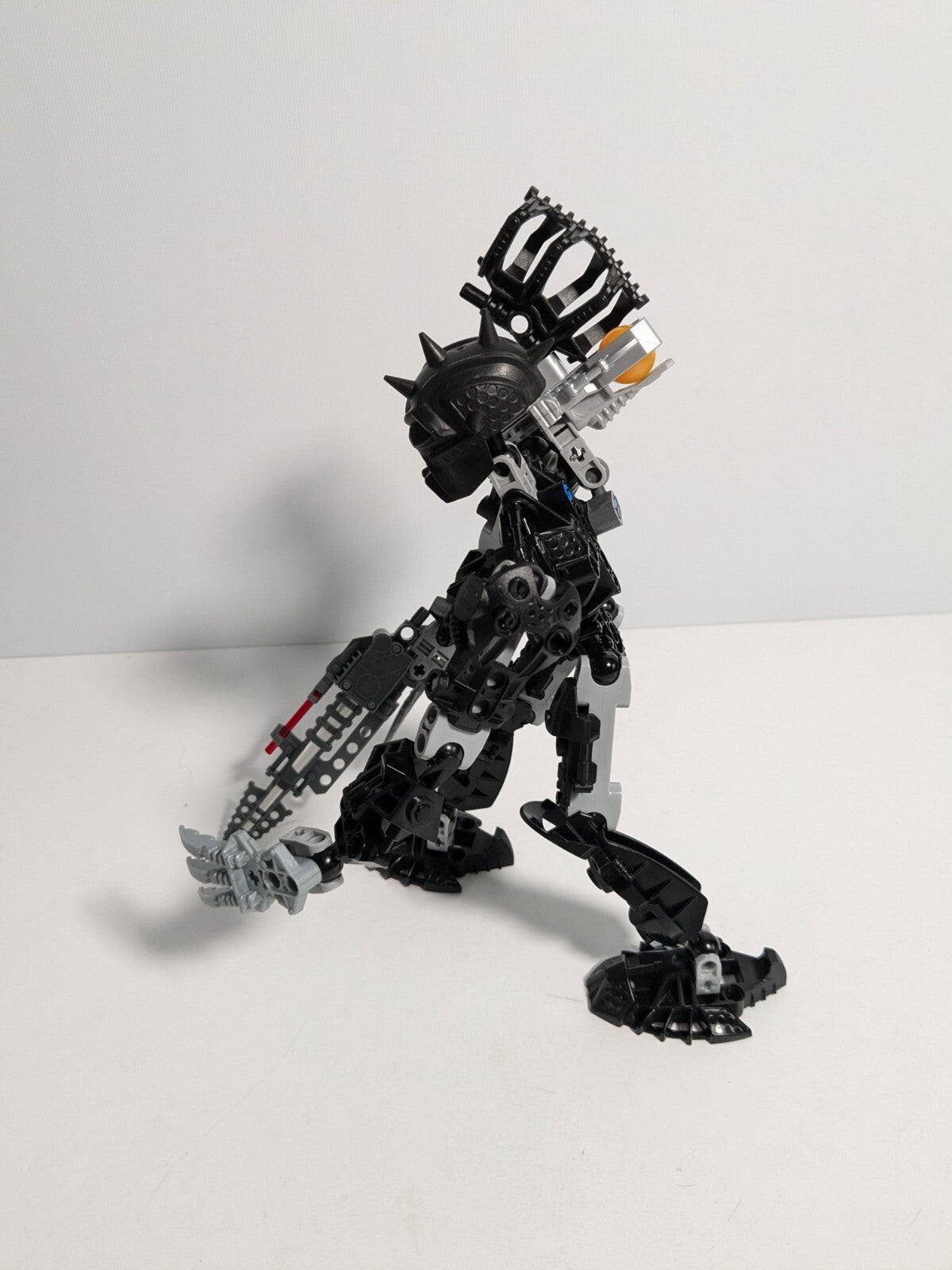 LEGO Bionicle: Toa Nuparu (8729) - Complete