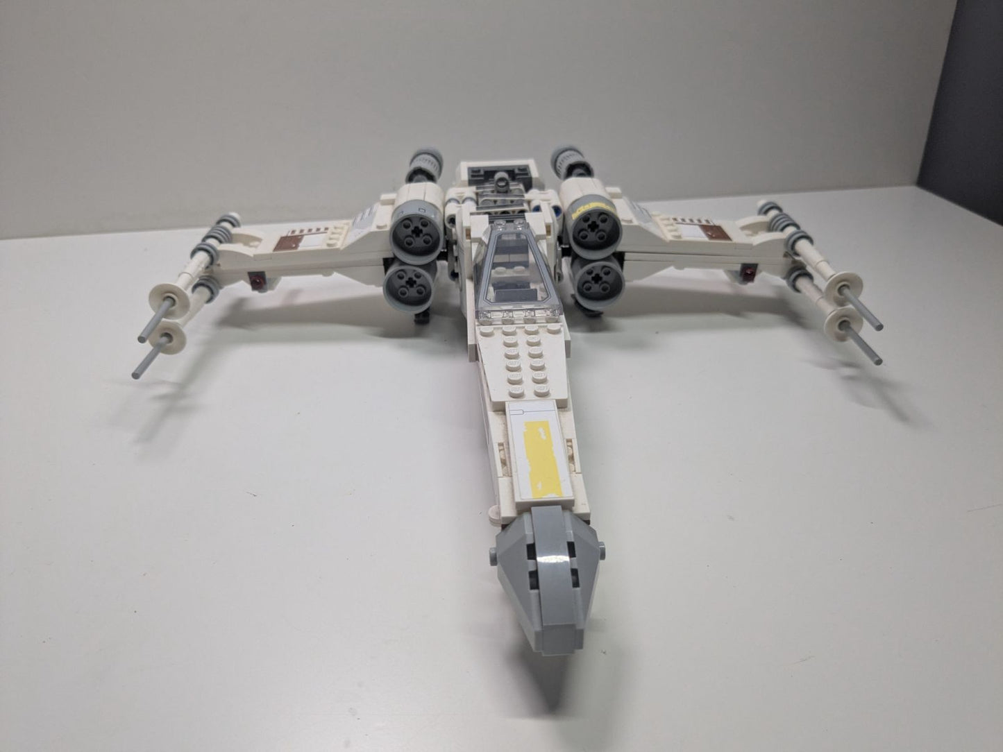 LEGO Star Wars: Luke Skywalker's X-Wing Fighter (75301) - Complete