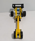 LEGO Technic: Elacstatic Turbo (8205) - Complete - minifigures
