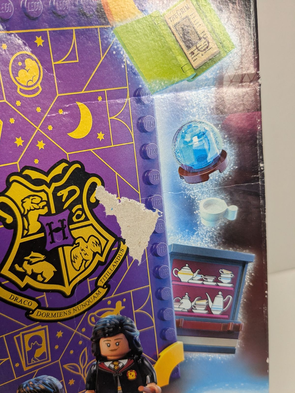 LEGO Harry Potter: 76396 Harry Potter TM Hogwarts Moment: Divination Class (76396) - New Sealed - rear view